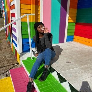 Meet your Posher, Dezire